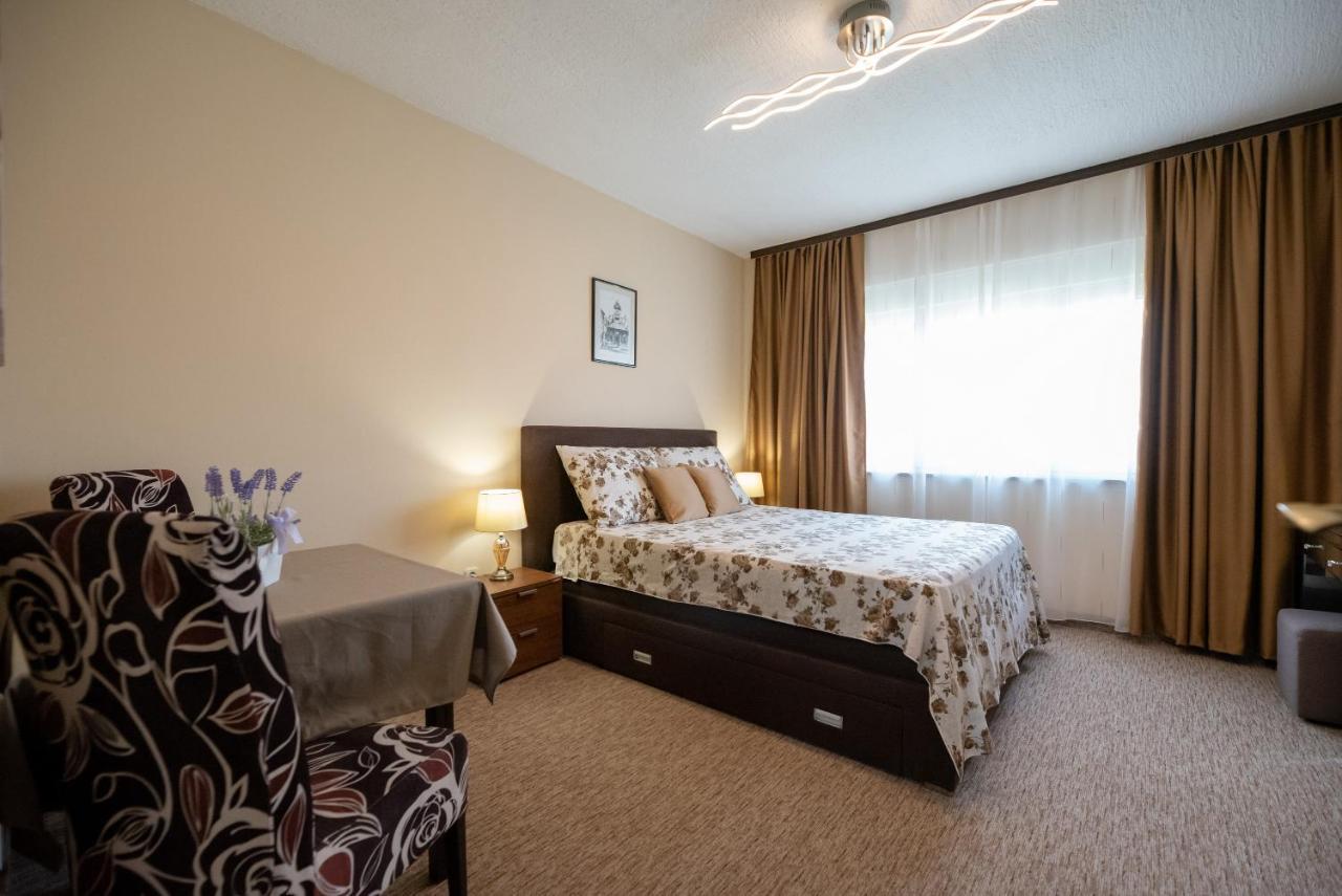 Apartment Apartmani Tome